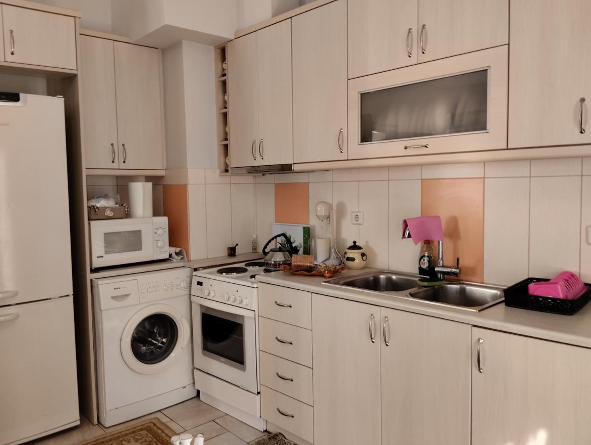 Πέτρινο Στη Θάλασσα Apartment Nafpaktos Exterior photo