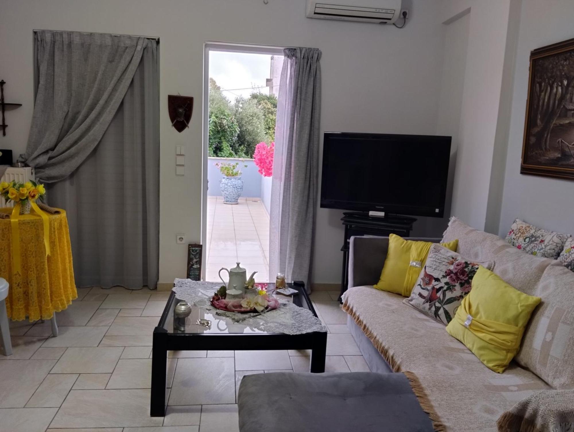 Πέτρινο Στη Θάλασσα Apartment Nafpaktos Exterior photo